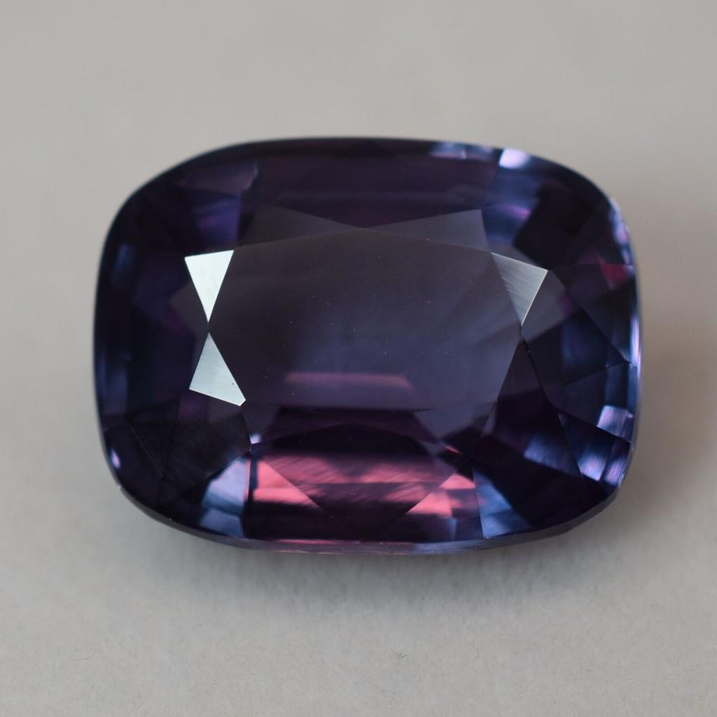 Color-Change Natural Alexandrite Cushion Cut 10.00 Ct Loose Gemstone.