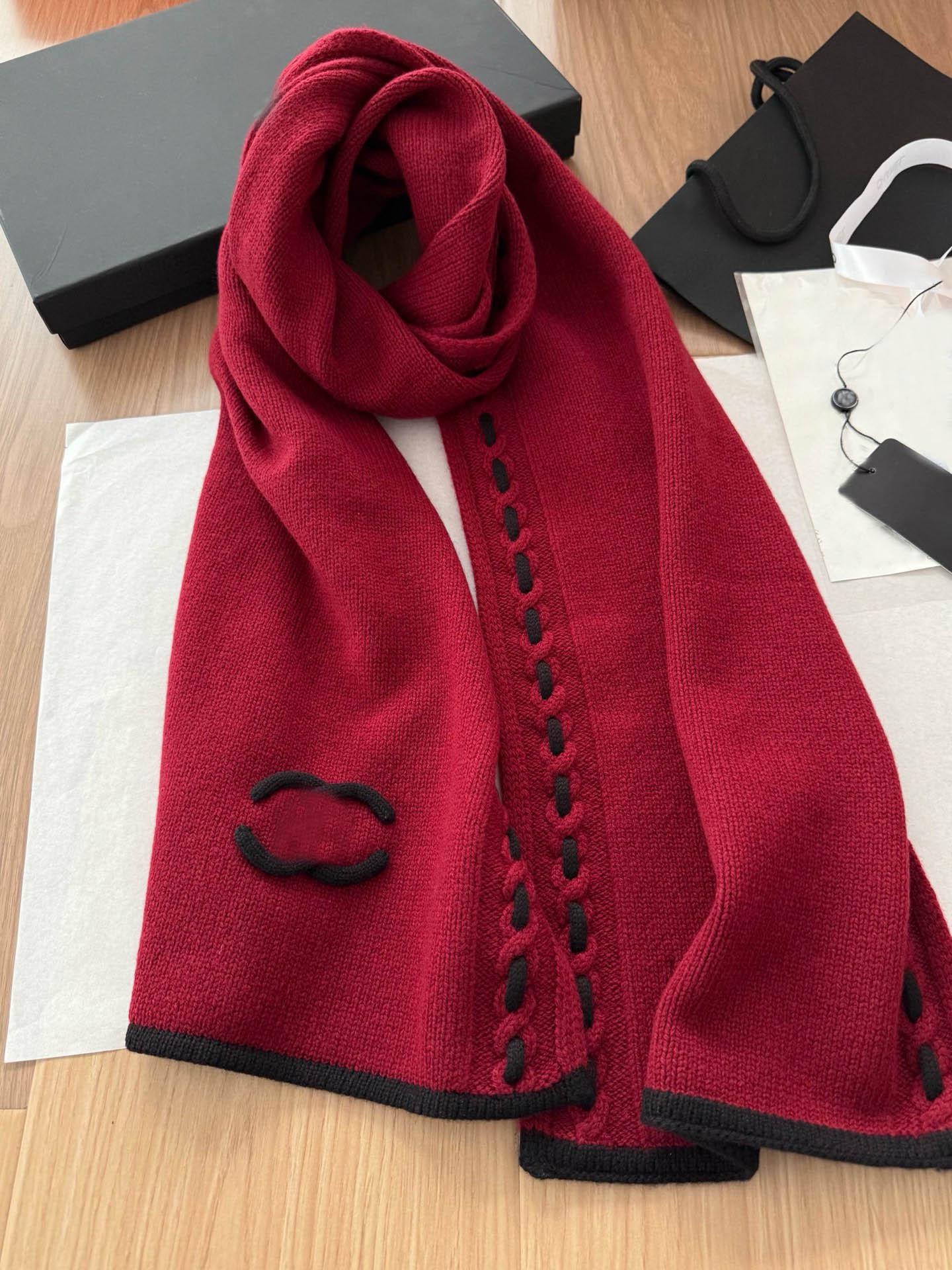 

Luxury Knit Cashmere Scarf: Elegant Black & White, Versatile Warmth, Stylish Women s Shawl 180x32 cm вина червоного кольору