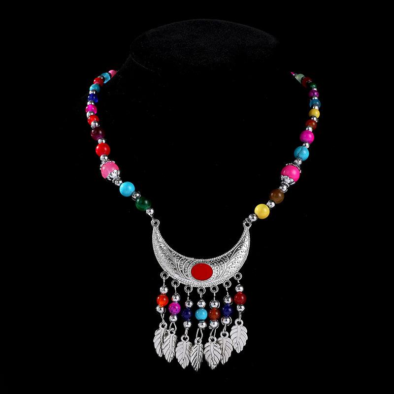 

Retro ethnic style imitation seedling silver necklace Bohemian sweater chain Moon flower beads Versatile accessories Women s headdress різнокольоровий
