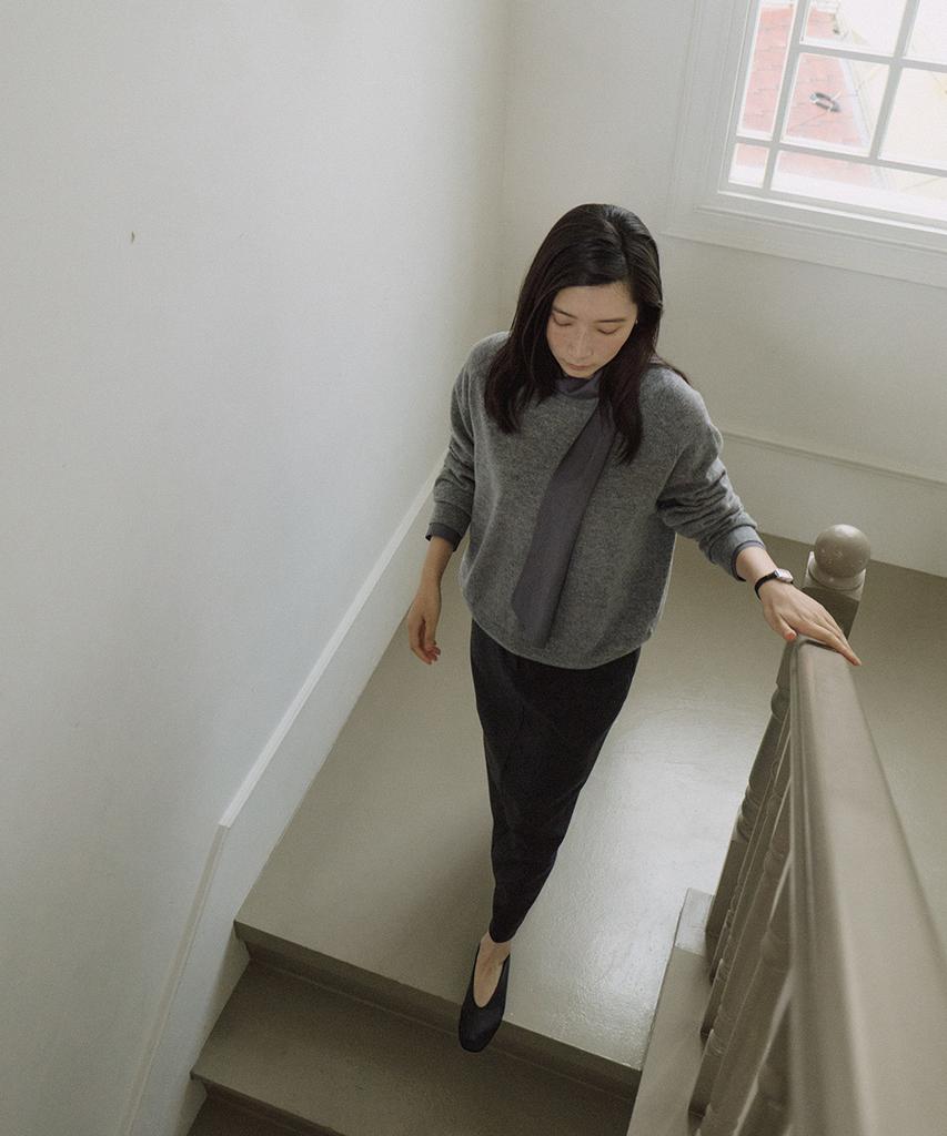 LINGSEOUL Wool Raglan Knit-Gray