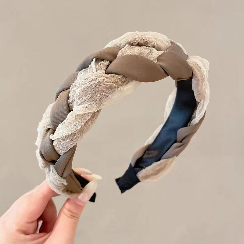 French Retro Braided High-Grade Headband: High Skull Top, Non-Slip, Perfect for Washing Face.