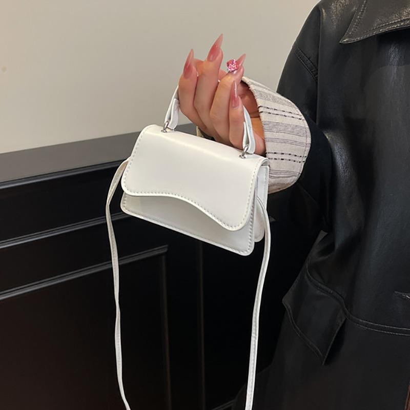 Fashion Women's New Flip Small Handbag Solid Color Shoulder Bag Minimalist Womens Crossbody Bag Soft PU Leather Small Square Bag