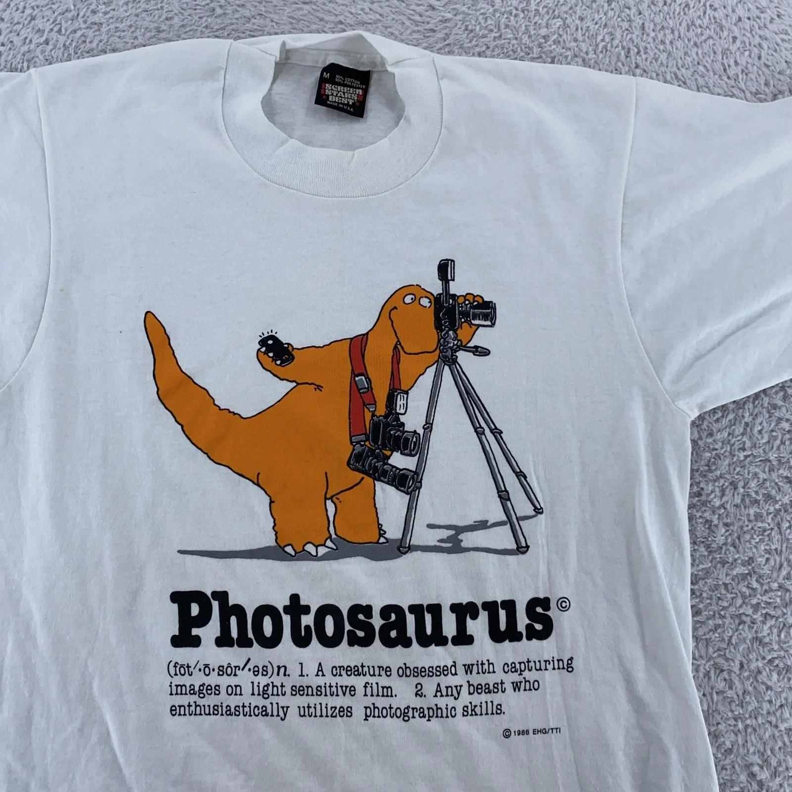

Vintage 80s Photo-saurus Dinosaur Photographer Shirt Mens XS Joke Cartoon Tee 4XL