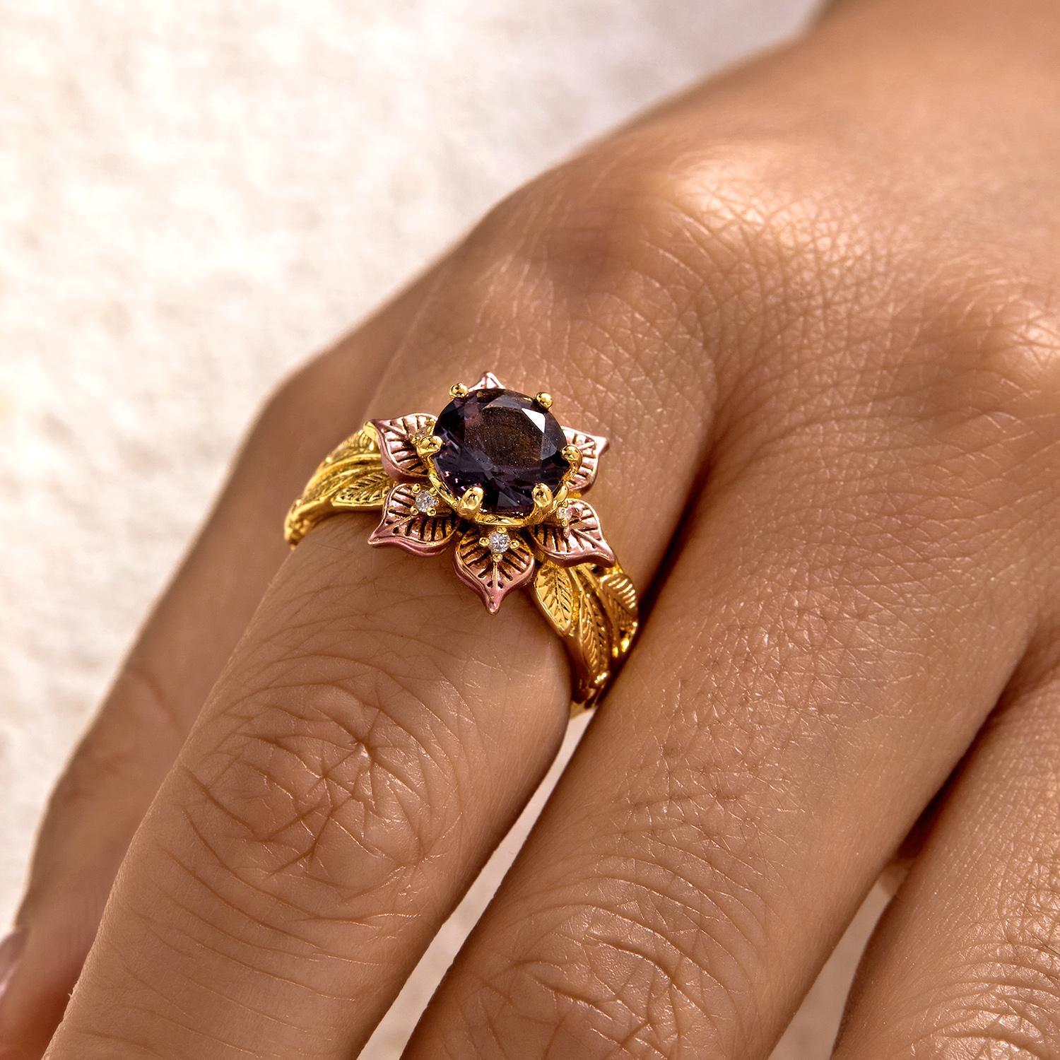 Vintage Two Tone Gold Leaf Flower Cubic Zirconia Copper Ring for Women Retro Floral Filigree Stackable Finger Jewelry 6