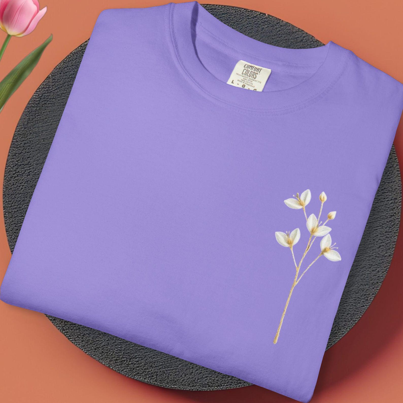 Minimalist Wildflower Shirt, Small Chest Floral Tee, Comfort Colors Botanical T shirt, Soft Spring Flower Shirt, Floral Nature Shirt S