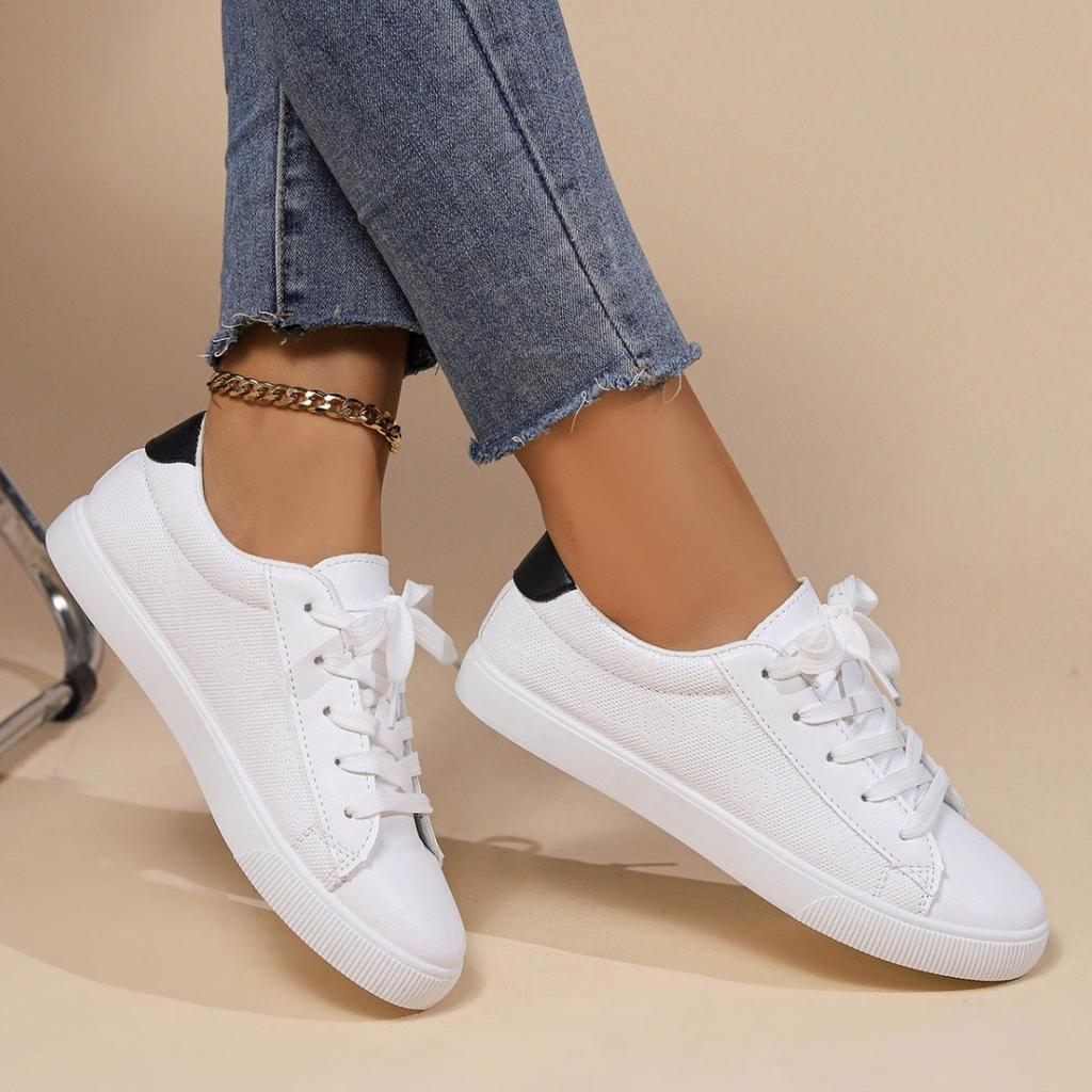 Casual Single Shoes Women's Spring New Fashion Round Head Lace-up Flat Bottom Fashion Large Size Women's Single Shoes