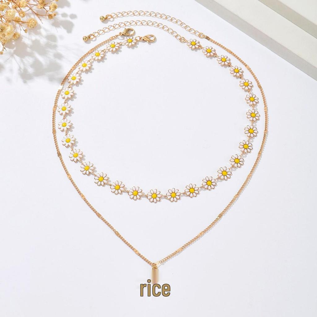 European-American Starfish Necklace & Earring Set: High-End Clavicle Chain, Light Luxury Vacation Style for Women.