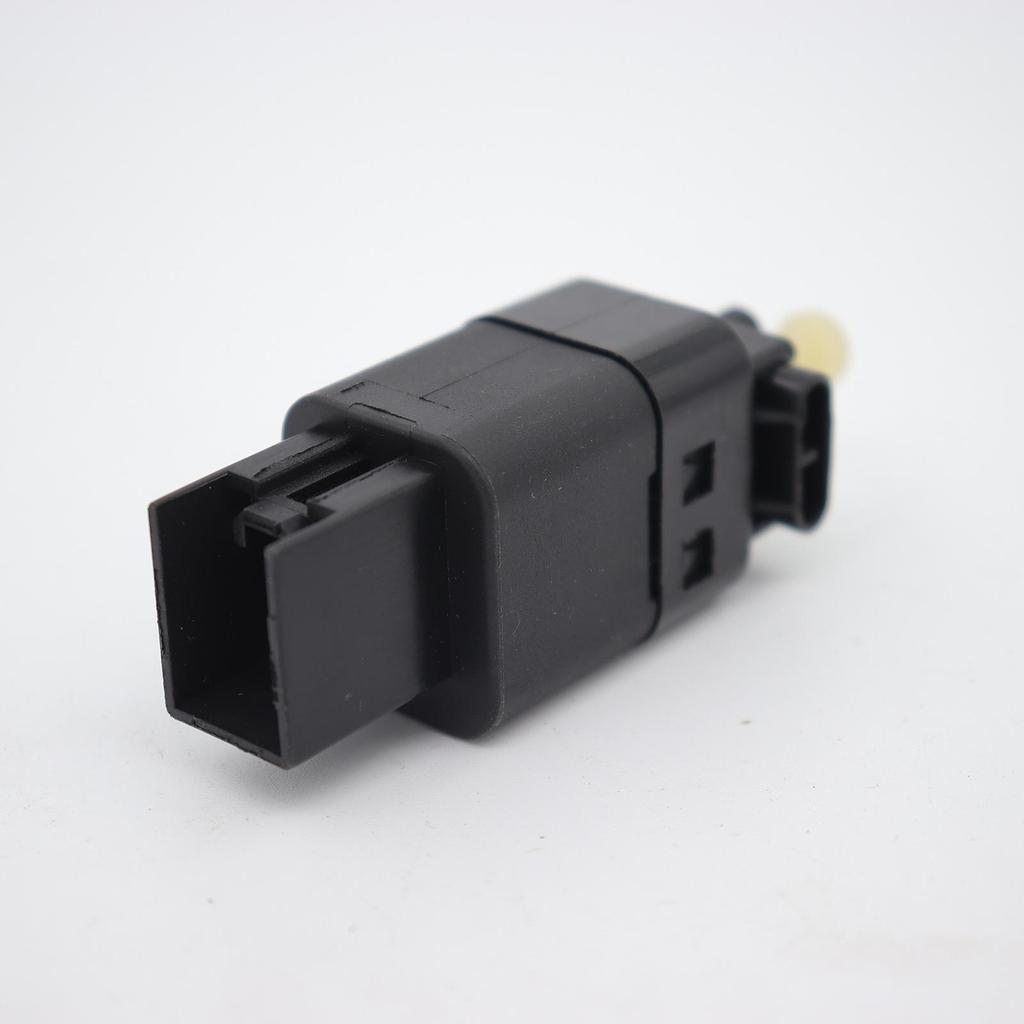 Nissan Changan Brake Light Control Switch GJ6E66490A