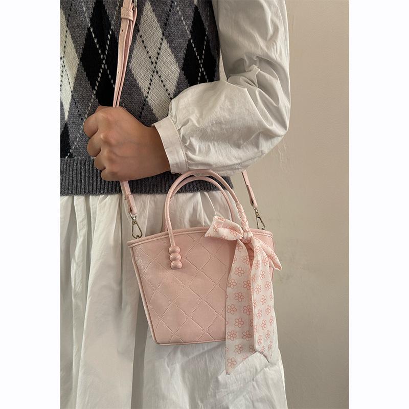 Korean Version of Small Fresh Vegetable Basket Handbag New Gentle Sweet Niche Shoulder Bag Daily Versatile Messenger Bag