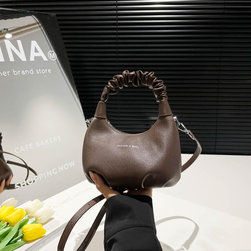 Niche versatile pleated handbag women's summer new fashion simple shoulder crossbody dumpling bag
