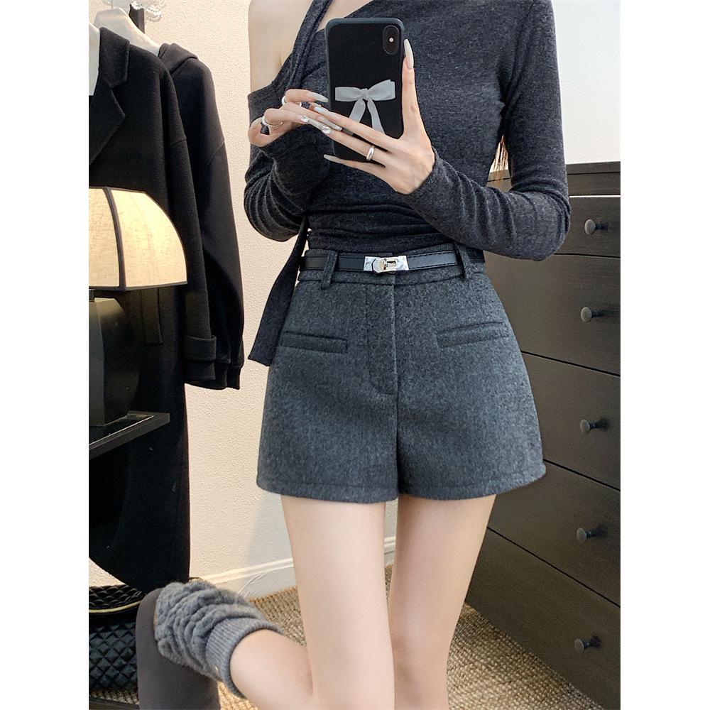 

Женские шорты А-силуэта из высококачественной шерсти светло-серого цвета - Осень/Зима 2024, приталенные, повседневные, с широкими штанинами, шорты-бутылки L светло-серый