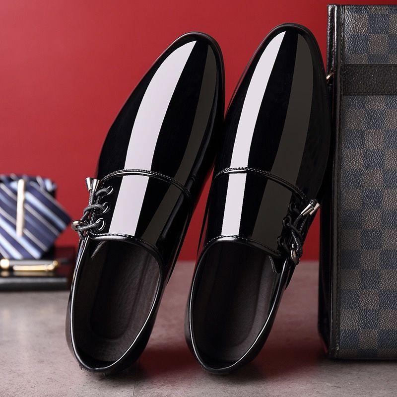 Herren Formelle Schuhe Lackleder Spitze Zehe Gesellschaftsschuh Männlich Glänzendes Obermaterial Frühling Herbst Stil Hohe Qualität Mode 39 Neu
