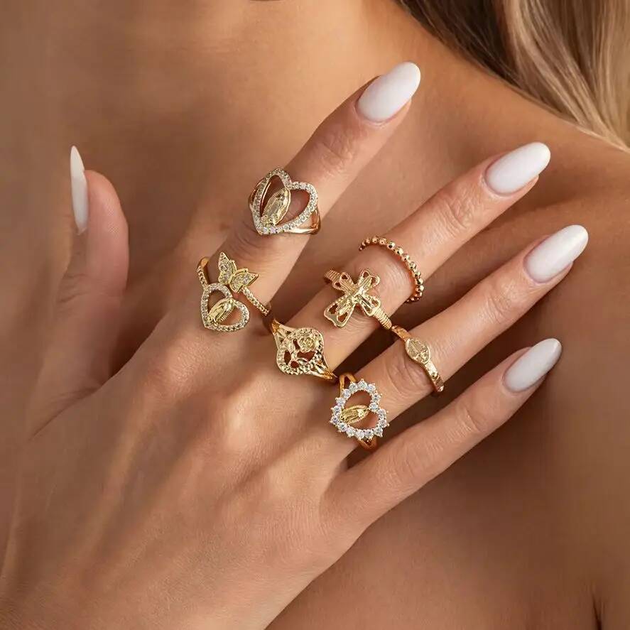 Salircon 7Pcs Trendy Vintage Heart Rhinestone Rings for Women Exquisite Metal Butterfly Chic Open Knuckle Ring Charm Jewelry Set