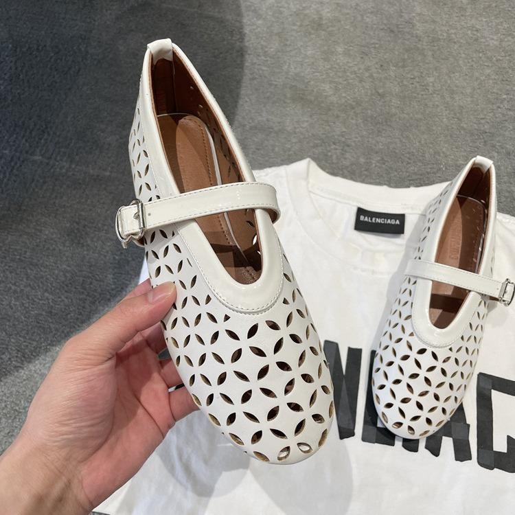 New low-heeled flat-bottomed hollowed-out Mary Jane shoes, fashionable versatile leather sandals, niche one-word single