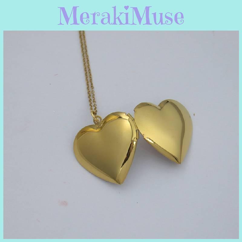 Heart Undertale Necklace Love Family Photo Pendant Jewelry Stylish And Small