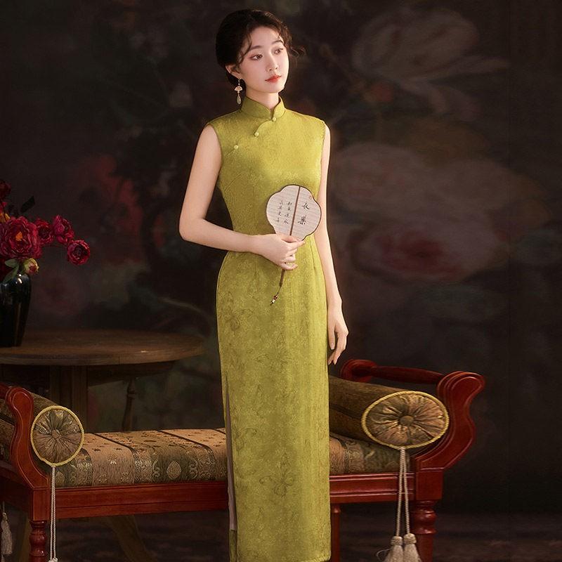 Sleeveless Green Chinese-Inspired Long Cheongsam Dress 2026 Womens Modern Retro Style Medium