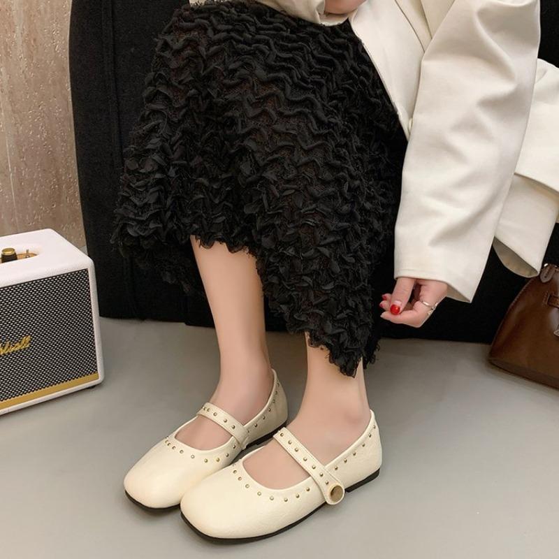 Fashion Spring new single shoes women's round head shallow mouth rivets a word buckle soft sole anti-slip wear-resistant flat shoes