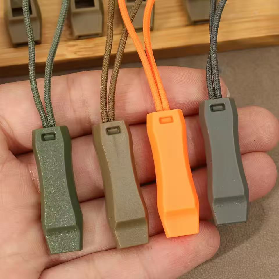 Zipper Pull for Backpacks and Bags - Keychain Attachment for Luggage, Jackets, Outdoor