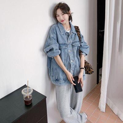 Jaqueta Jeans Azul Claro Feminina - Estilo Retrô Coreano, Versátil para Primavera e Outono, Tendência de Moda BF Casual.