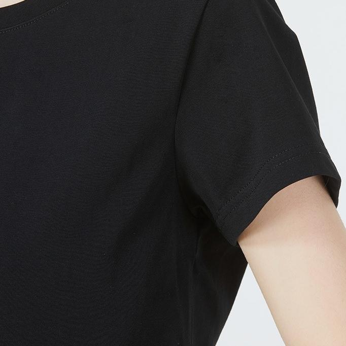 Under Armour Printed Stripe 3D Logo Athletic Knit Fitted Straight-Cut Crew Neck Short Sleeve T-Shirt Women Tops Black 22500520-001