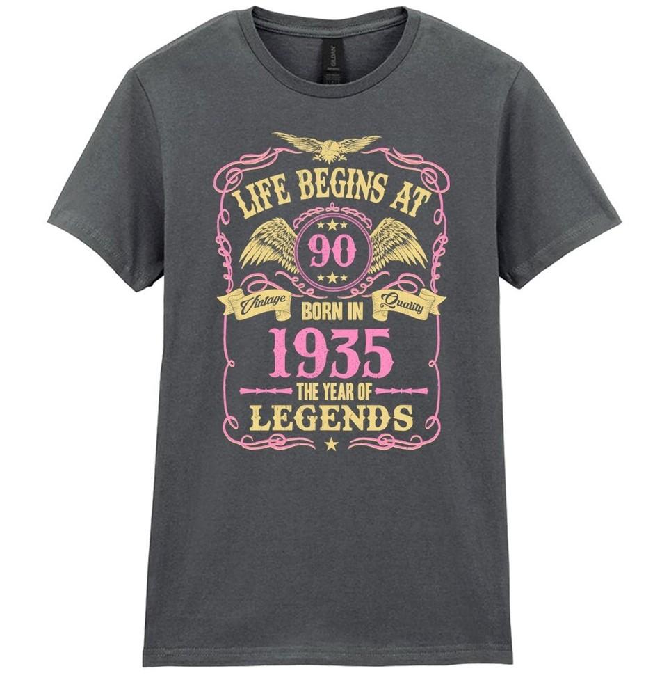 

Жизнь начинается в 90 Женская футболка на 90-летие РОДИЛАСЬ 1935 Подарок для женщин День матери 4XL