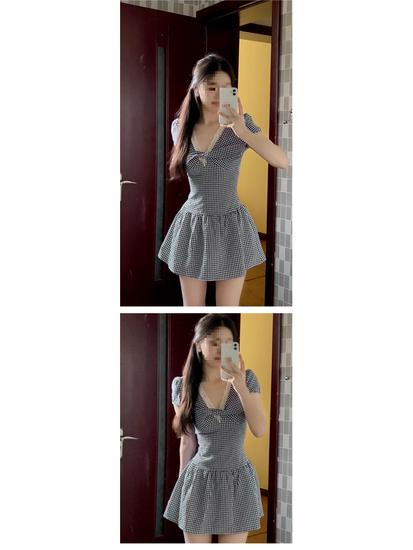 Retro French V-Neck Plaid Short Dress - Women's Slimming Summer Style