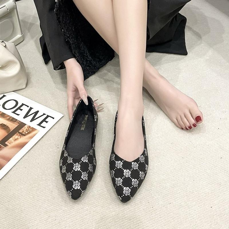 

Fashion Women s Fashion Flat Shoes Spring New Round Head Deep Mouth Cloth Surface Soft Sole Anti-slip Wear-resistant Single Shoes 36 серебряный