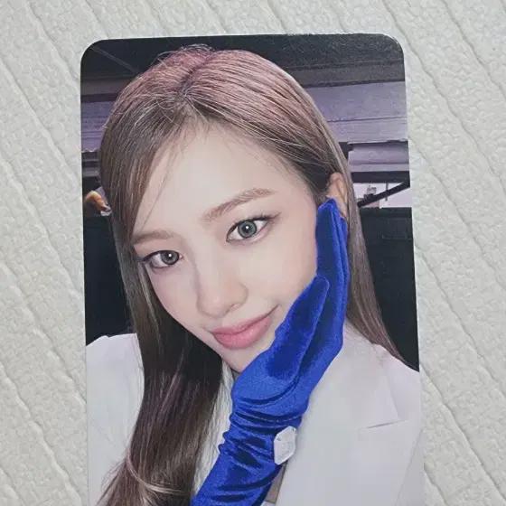 

Фотокарточка Айв Айв Ан Ю-джин