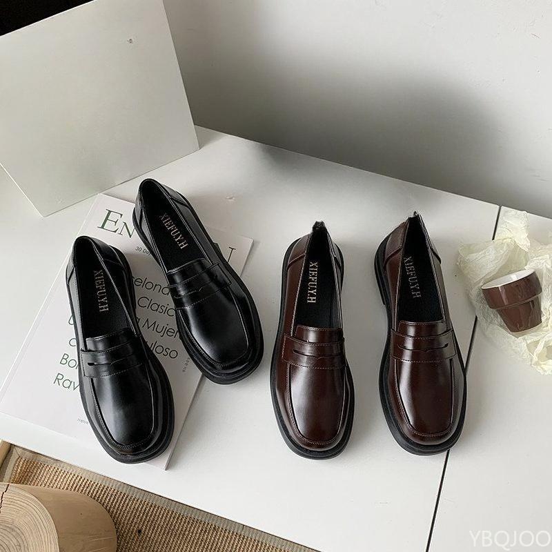 Fashion One foot round toe small leather shoes spring autumn new retro shoes fashionable comfortable simple women's single shoes