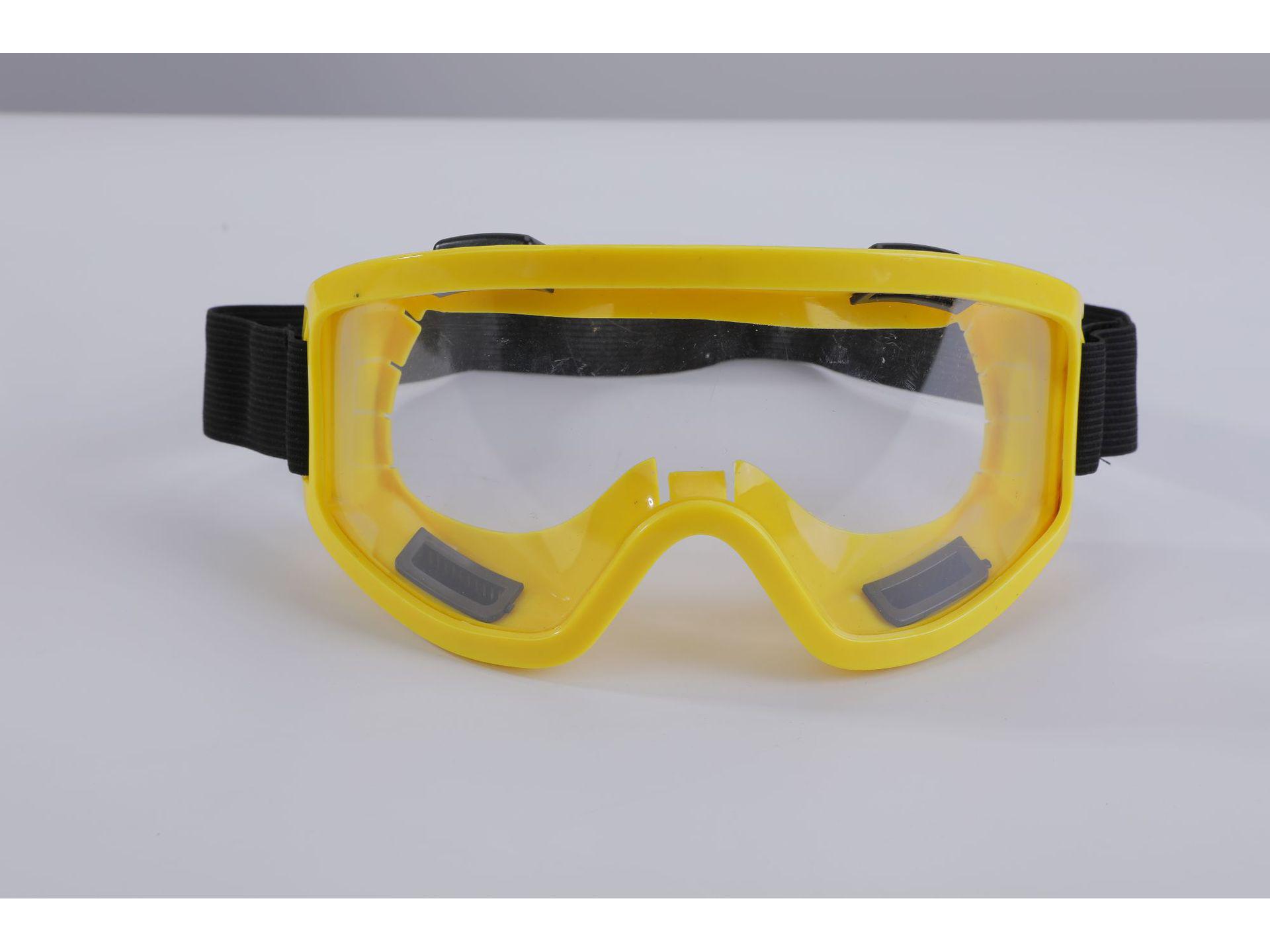 

High-Definition Anti-Fog Ski Goggles: Multi-Functional, Impact-Resistant, Wind and Sand Protection for Cycling and More.
