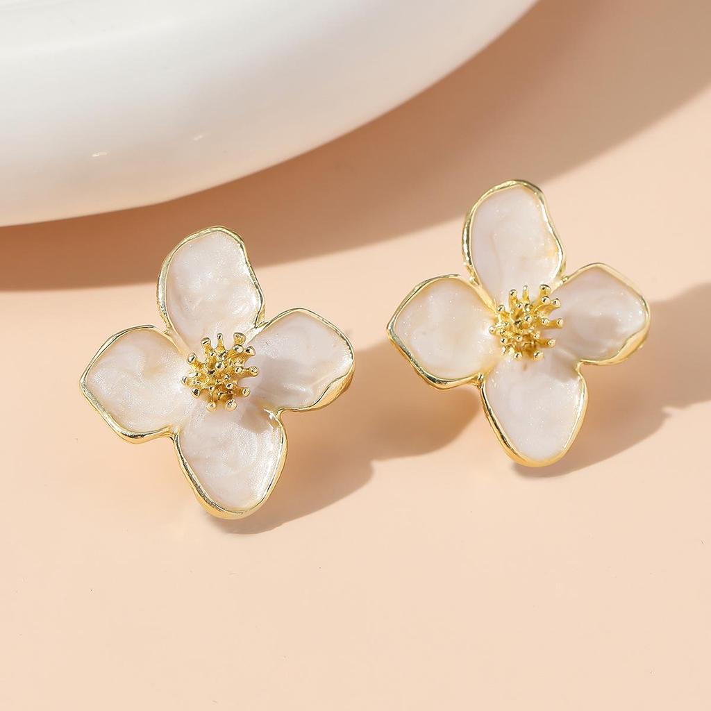 Eco-Friendly Alloy Retro French Four-Petal Flower Stud Earrings - Exquisite High-End Jewelry