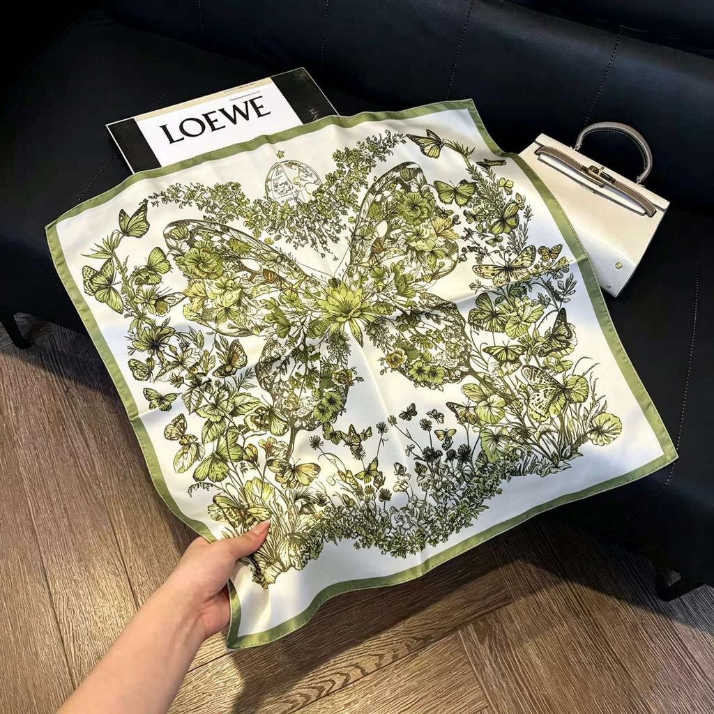 New silk satin 71 * 71 square scarf versatile foreign style simulation silk scarf middle-aged and elderly decorative scarf neck protection silk scarf