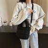 Borsa a tracolla trapuntata in nylon Autunno Inverno Monocolore Borsa a spalla con fodera in poliestere Chiusura con cerniera Pulitura professionale a secco