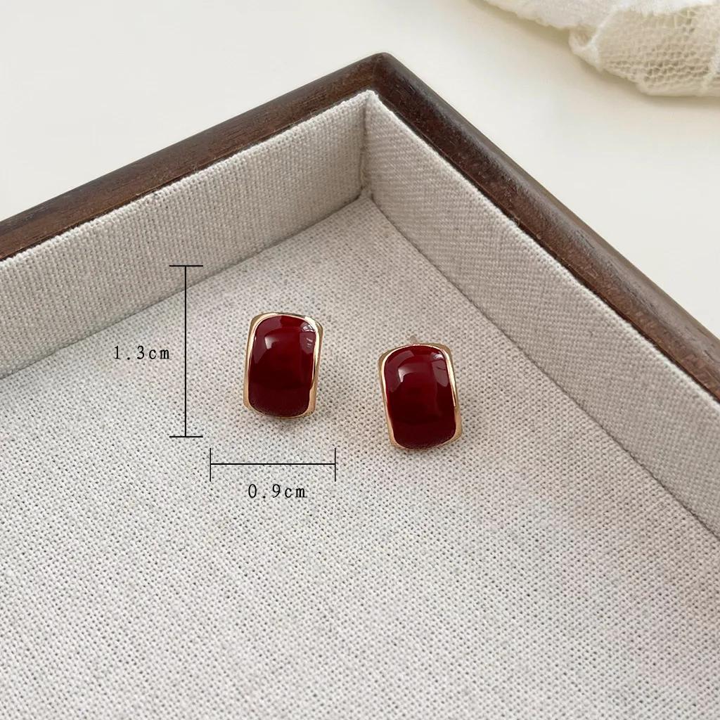 Korean Red Arc C Shaped Stud Earrings for Women Simple Enamel Glaze Geometry Curved Ear Jewelry Friend Christmas Gift
