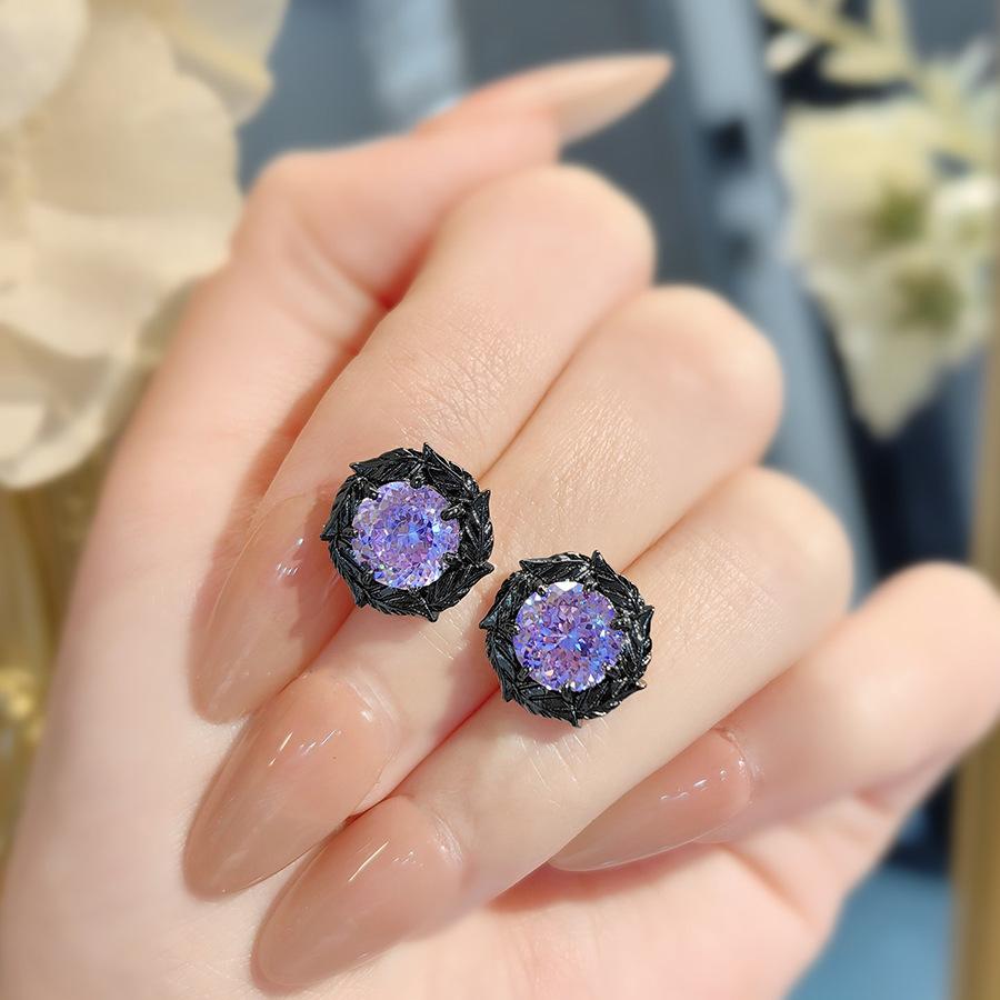 Mode Leichter Luxus Dornen Trockene Rose Anhänger Halskette Lila Hochkohlenstoff-Diamant Ohrstecker Morganit Ring Farbe Schatzset