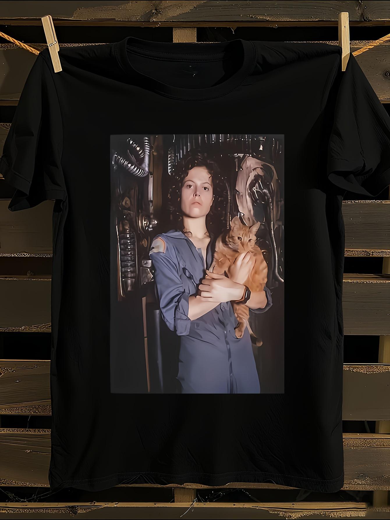 Vintage Tshirt Vintage Alien Movie Graphic Tshirt S