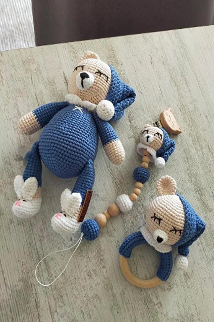Uykucu Ayıcık 22 Cm Çıngırak Ve Emzik Zinciri Üçlü Amigurumi Set, Çocuklarınız İçin Güzel Bir Hediye, El Yapımı Oyuncak, Örgü OYUNCAK, Amigurumi