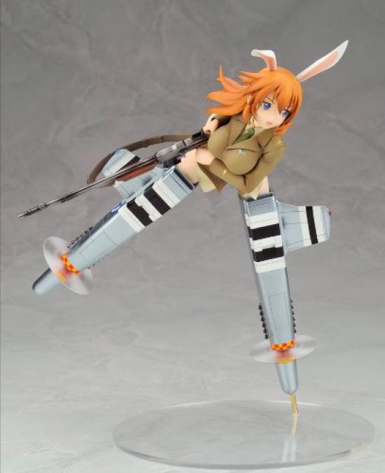 Strike Witches Charlotte E. Yeager (18 scale PVC painted finished product)