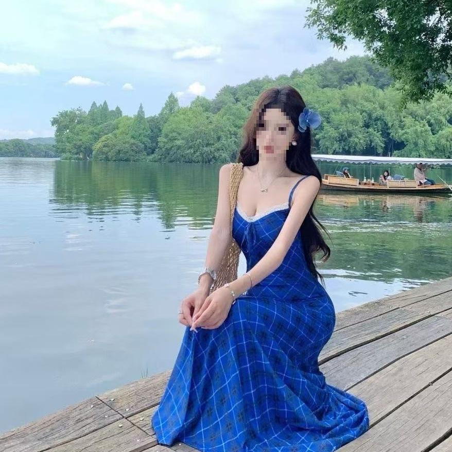 Travel and Vacation Wear Retro Blue Plaid Suspender Dress Design Sense Niche Waist Temperament Long Dress Summer