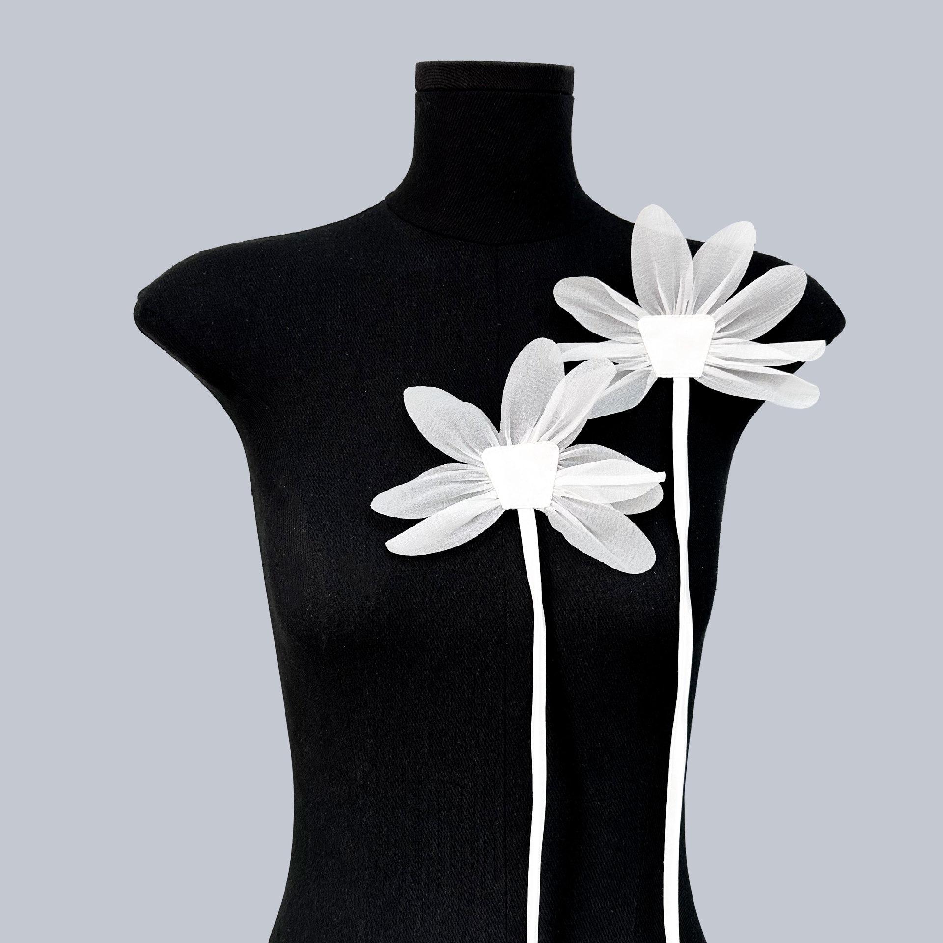 

Трехмерная сетчатая пряжа цветок высокое чувство нерегулярный стример лист лотоса корсаж DIY аксессуары тканевая наклейка аксессуары для одежды