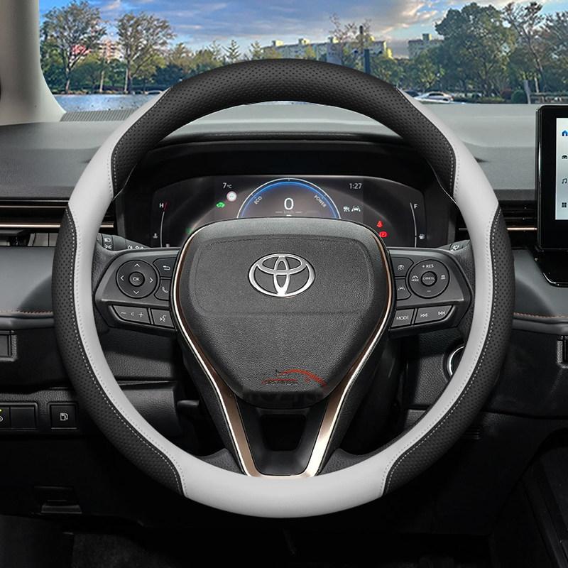 Leather Car Steering Wheel Cover for Toyota Prius Camry Corolla Avanza Aygo X CHR RAV4 Yaris Cross 2024 2025 2026 Accessories