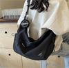Fashion Versatile Casual Large Capacity Canvas Bag Women'S Simple Dumpling Bag Premium Trend Messenger Bag