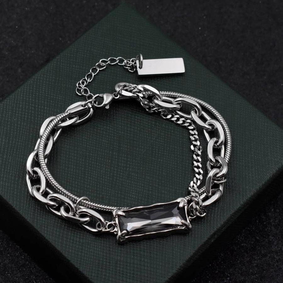 Silbernes Geschichtetes Gestapeltes Schwarzes Kristallarmband für Damen Dunkles Gotisches Vielseitiges Kettenglied Verstellbares Armband