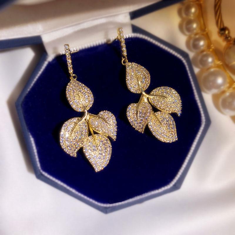 New Natural Elements Ginkgo Drop Earrings Elegant Ladies Leaf Dangle Earrings Simple Zircon Earrings Jewelry Gift