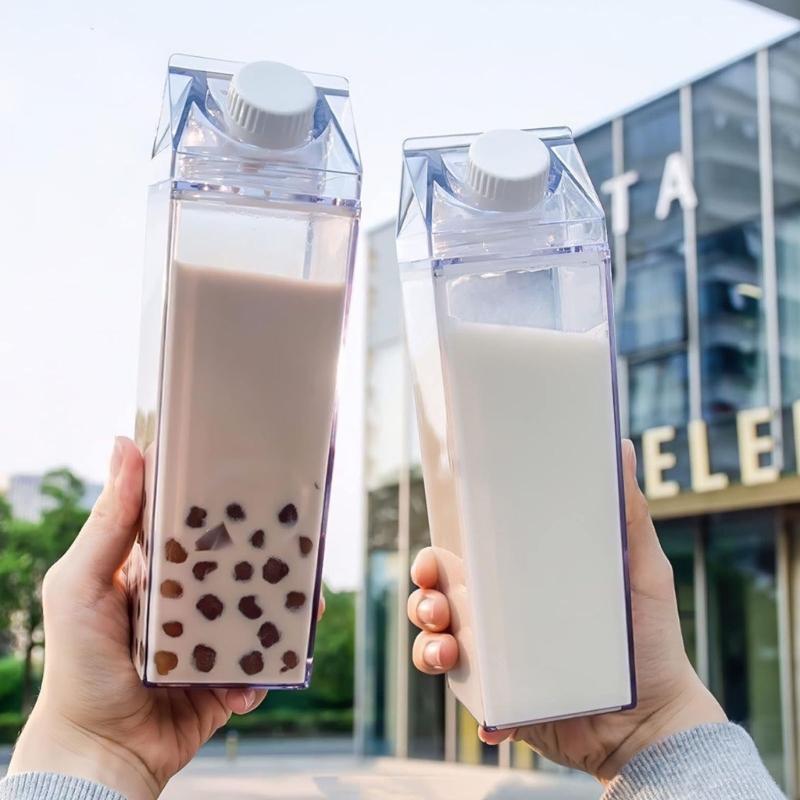 Double Capacity Square Milk Cup 500ML 1000ML Clear Construction Ergonomic Grip Spill Resistant Designs