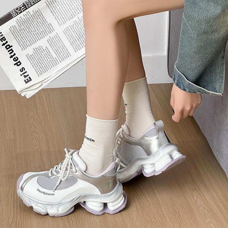 Dad Shoes Mädchen 2025 Neu Dicksohlige Vielseitige Höhenvergrößernde Mesh Atmungsaktive Sneaker Leichte Weichsohlige Ultraleichte Freizeitschuhe