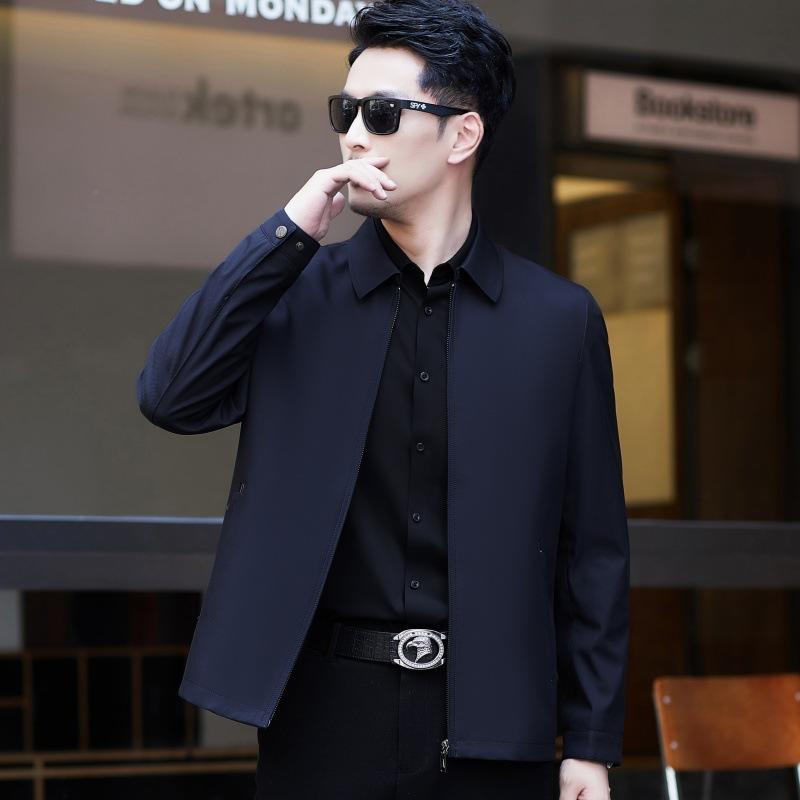 Mittelalte High-End-Jacke Herren einfarbig Revers bügelfrei Business Casual schlichte Herbst-Oberbekleidung lässt jugendlich und schlank aussehen