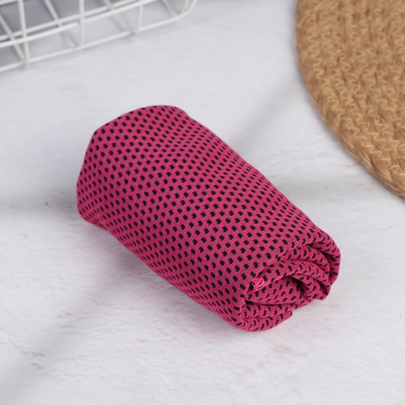 1Pcs Soft Microfiber Cooling Towel With Instant Cooling Sweat Absorption For Gym Running Hiking Sports