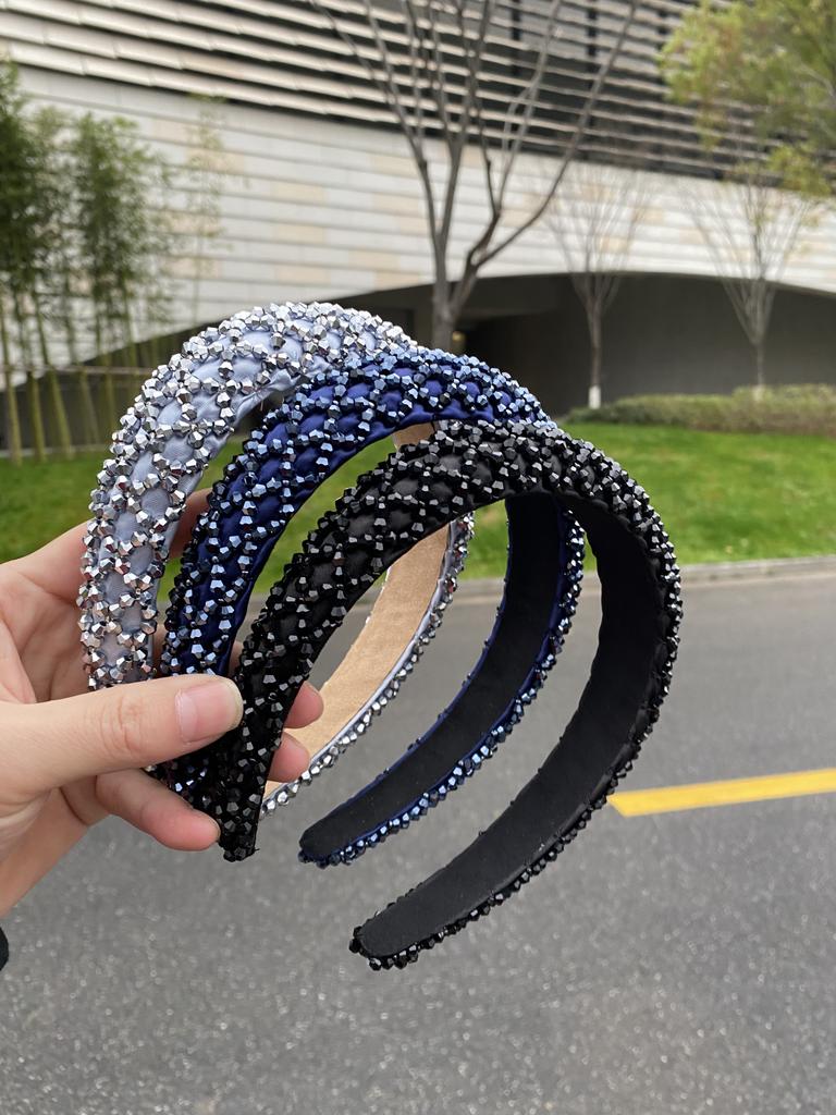 Neues Schwamm-Stirnband, Schlichtes und elegantes breitkrempiges Stirnband, Modisches handgenähtes Stirnband, Strass-Haaraccessoire