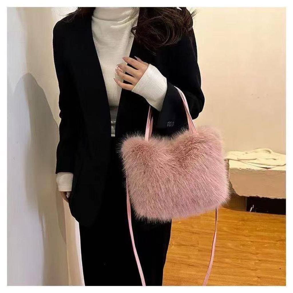 Autumn and Winter Bags, Fashionable Plush Bags, Women's Hand-held Buckets, Single Shoulder Crossbody Bags, Plush Bags